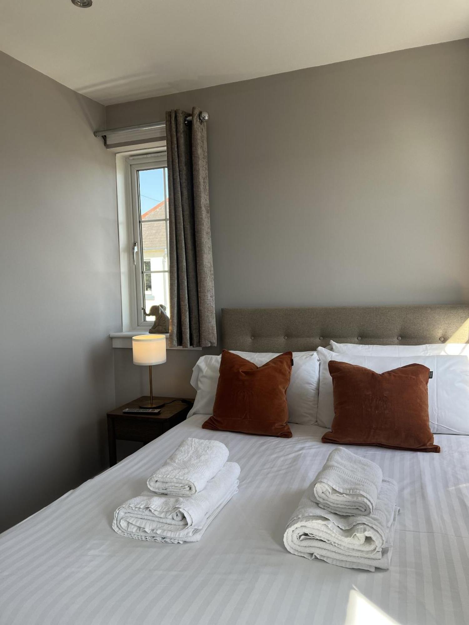 Tuckers Inn Invergordon Kültér fotó