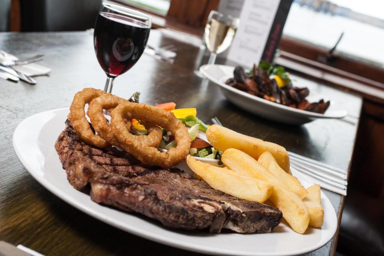Tuckers Inn Invergordon Kültér fotó